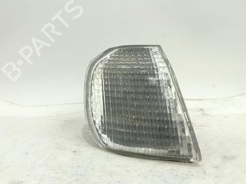 Blinker vorne rechts für ALFA ROMEO 146 (930_) 1.9 JTD (930.B4B) (105 hp) 31805180