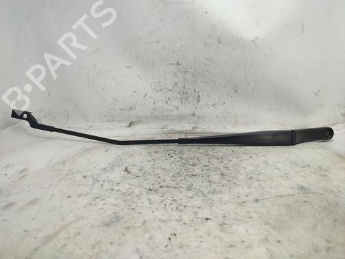 Used Front windshield wiper arm VW GOLF VII (5G1, BQ1, BE1, BE2) 1.6 TDI (105 hp) 27208725