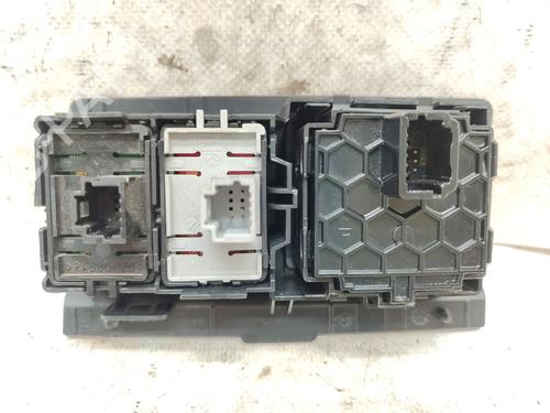 Switch RENAULT LAGUNA III (BT0/1) 2.0 dCi (BT01, BT08, BT09, BT0E, BT0K, BT12, BT1C, BT1D,... | BP24589684I30 