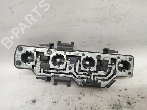 Used Lamp holder VW POLO (6N2) 1.4 16V (75 hp) 27860244