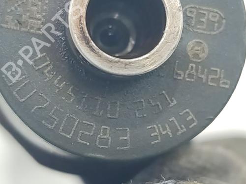 Injector VOLVO S60 I (384) D5 | BP37178468M100 - Image 3