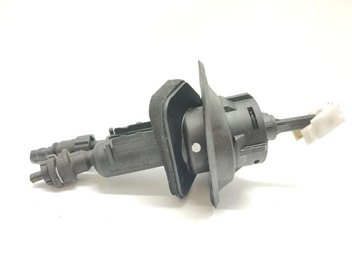 Used Clutch slave cylinder Clutch slave cylinder MAZDA 3 (BK) 1.6 DI Turbo (109 hp) 33856067 33856067