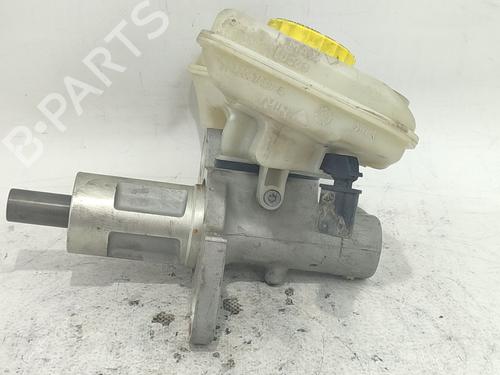 brake-master-cylinder-audi-a4-b6-8e2-2000-2001-2002-2003-2004-2005-38203581 main image