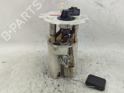 Used Fuel pump CHEVROLET AVEO / KALOS Saloon (T200) [2003-2008]  18724596