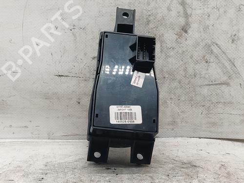 Electric handbrake HYUNDAI i40 I CW (VF) 1.7 CRDi | BP24701333E5 