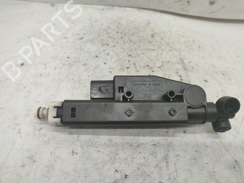 Headlight washer VW PHAETON (3D1, 3D2, 3D3, 3D4, 3D6, 3D7, 3D8, 3D9) 3.0 V6 TDI 4motion | BP27436901E17 