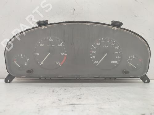 Used Instrument cluster PEUGEOT 406 (8B) 2.0 HDI 110 (109 hp) 18241401