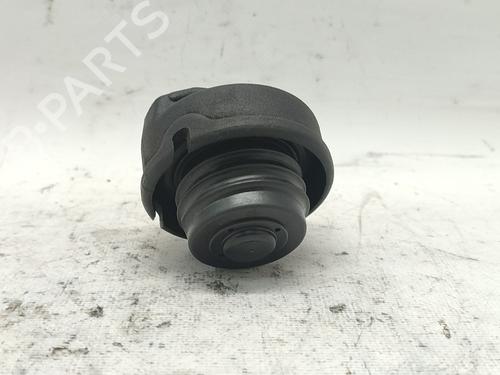 Fuel flap VW PASSAT B5 (3B2) 1.8 T | BP30176501C131