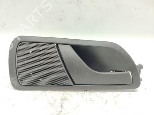 Højre bagtil invendig håndtag SKODA FABIA I (6Y2) 1.2 (54 hp) 31044485