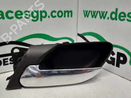 Venstre foran invendig håndtak BMW 3 (E46) 320 d (150 hp) 7142561