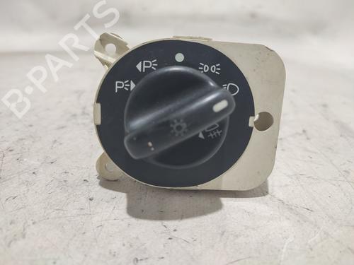 Used Headlight switch FORD MONDEO II Saloon (BFP) [1996-2000]  16643727
