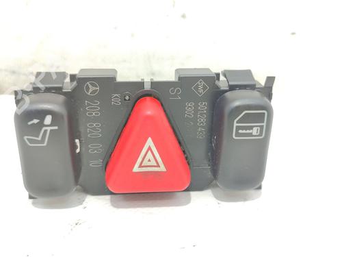 Used Warning switch MERCEDES-BENZ CLK (C208) CLK 320 (208.365) (218 hp) 26932173