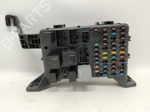Used Fuse box FORD MONDEO III (B5Y) 2.0 TDCi (130 hp) 25440928