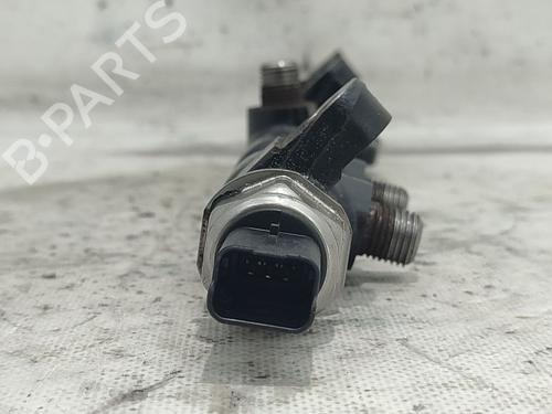 Injection rail FORD MONDEO III Saloon (B4Y) 2.0 16V TDDi / TDCi | BP23992392M98 