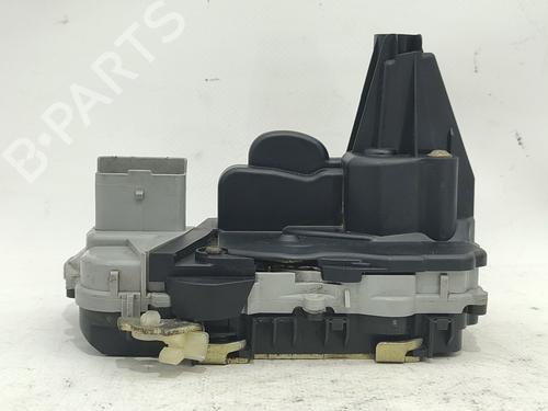 Højre fortil lås PEUGEOT 307 Break (3E) 2.0 HDI 110 (107 hp) 29979624