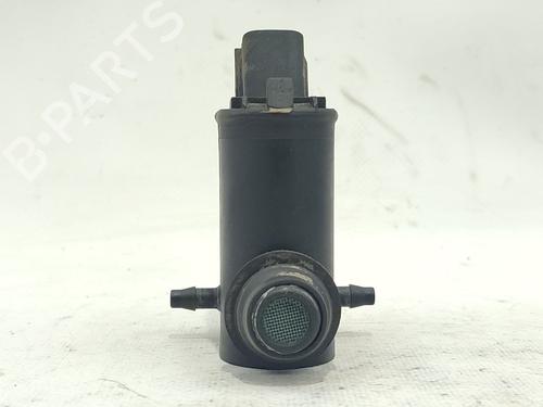 Washer pump KIA CARENS I MPV (FC, FJ) 2.0 CRDi | BP30052846E24 