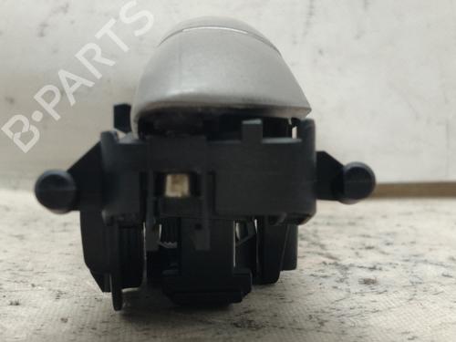 Front right exterior door handle MERCEDES-BENZ C-CLASS (W203) C 220 CDI (203.006, 203.008) | BP27435690C129 