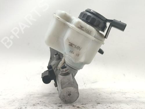Brake master cylinder VW TOURAN (1T3) 1.6 TDI | BP37444834M77 - Image 4