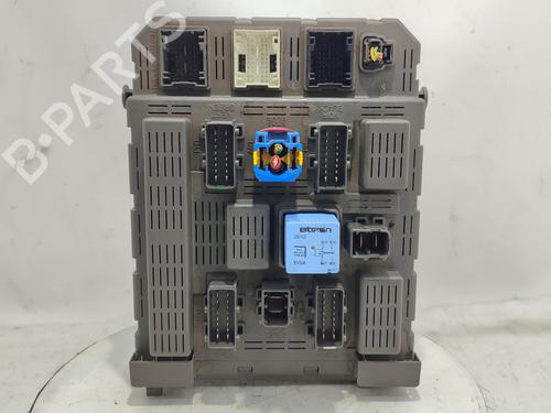 Used Fuse box PEUGEOT 607 (9D, 9U) [2000-2025]  19644010