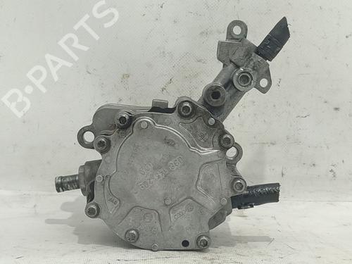 Used Vacuum pump AUDI A3 (8P1) 1.9 TDI (105 hp) 30174825