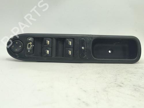 Used Left front window switch PEUGEOT 307 SW (3H) 2.0 HDi 135 (136 hp) 29361110