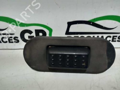 Used Tailgate handle HYUNDAI SANTA FÉ I (SM) 2.0 CRDi (113 hp) 7145229
