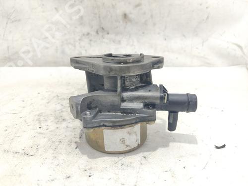 Used Vacuum pump RENAULT MEGANE II (BM0/1_, CM0/1_) 1.5 dCi (BM1E, CM1E) (106 hp) 26674270