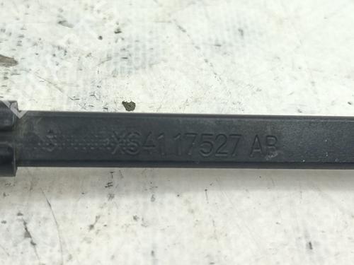 Front windshield wiper arm FORD FOCUS I (DAW, DBW) | BP30161992C143
