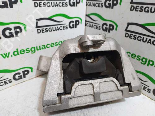 Used Engine mount VW GOLF IV (1J1) 1.9 TDI (110 hp) 10266399