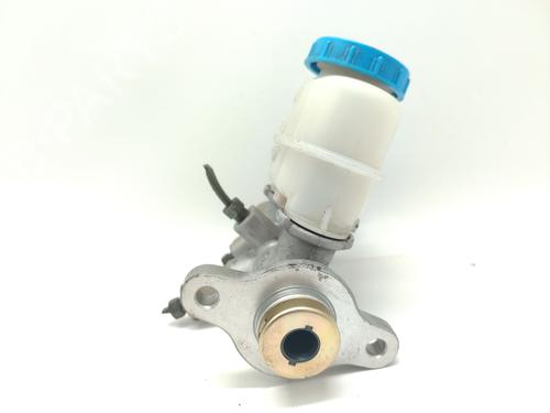 Used Brake master cylinder NISSAN ALMERA II Hatchback (N16) 1.8 (116 hp) 31623138