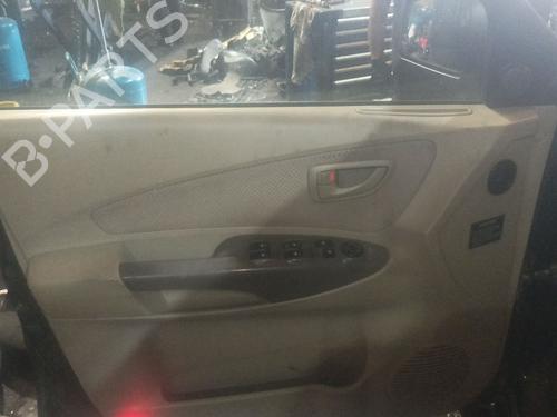 Left front window switch HYUNDAI TUCSON (JM) 2.0 CRDi | BP37178407I27  - Image 13