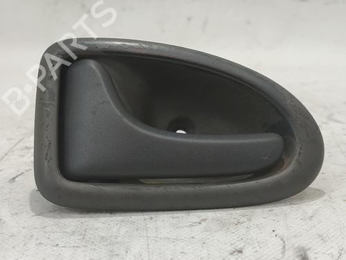 Used Front left interior door handle RENAULT MEGANE I Classic (LA0/1_) 1.9 dTi (LA08, LA0N, LA0K) (98 hp) 16991204