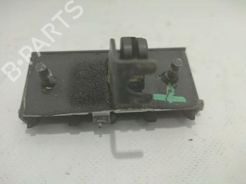 Used Tailgate handle NISSAN X-TRAIL I (T30) 2.2 dCi 4x4 (136 hp) 26175860