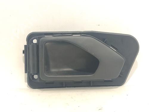 Used Front right interior door handle Front right interior door handle PEUGEOT 306 Hatchback (7A, 7C, N3, N5) 1.6 (89 hp) 40262975 40262975