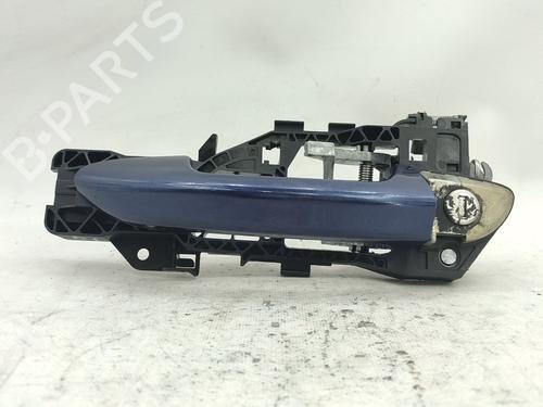 Venstre fortil udvendigt håndtag VW PASSAT B6 (3C2) 2.0 TDI 16V (140 hp) 30851304