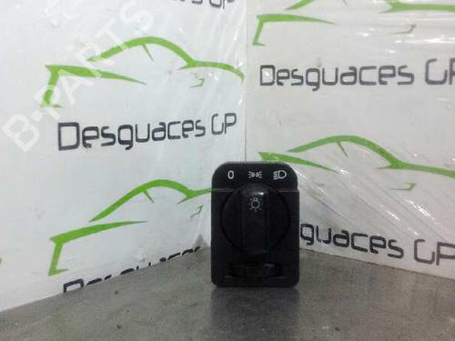 Used Headlight switch OPEL ASTRA F Saloon (T92) [1991-2001]  7132750