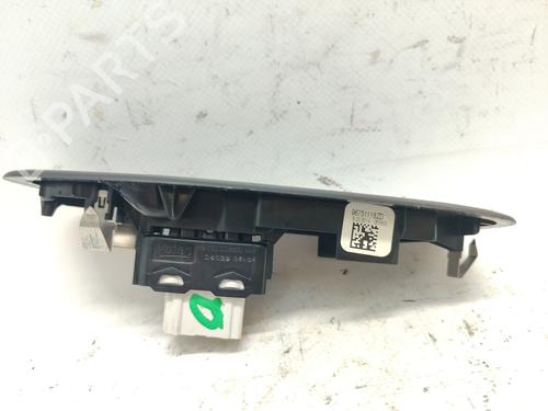 Højre fortil elrude kontakt PEUGEOT 208 I (CA_, CC_) 1.2 VTI 82 | BP30805428I26