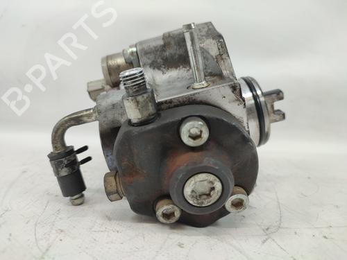Used Injection pump TOYOTA AVENSIS Saloon (_T25_) 2.0 D-4D (ADT250_, ADT250R) (126 hp) 13718550
