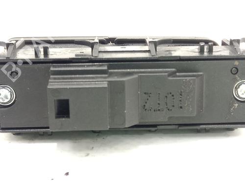 Switch MERCEDES-BENZ C-CLASS (W204) C 200 CDI (204.001) | BP28489181I30