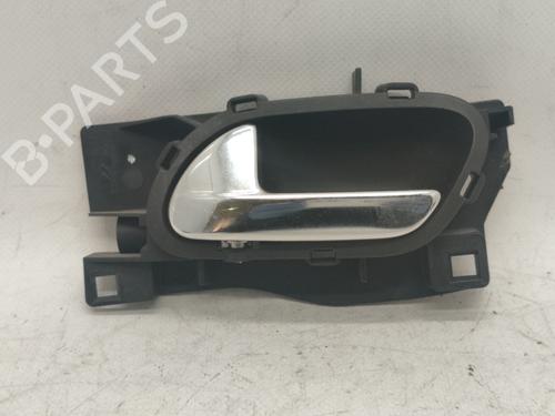 Venstre fortil invendig håndtag PEUGEOT 407 (6D_) 1.6 HDi 110 (6D9HZC, 6D9HYC) (109 hp) 16588832