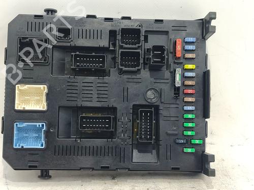 Used Fuse box Fuse box 36412400 36412400