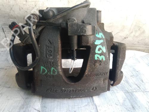 Used Right front brake caliper MERCEDES-BENZ CLK (C208) CLK 320 (208.365) (218 hp) 26932149