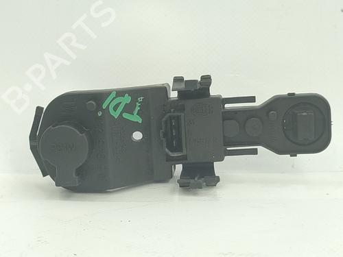 Used Lamp holder SEAT CORDOBA (6L2) 1.9 SDI (64 hp) 31018883