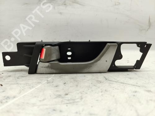 Venstre bagtil invendig håndtag CHEVROLET CAPTIVA (C100, C140) 2.0 D (126 hp) 26666188