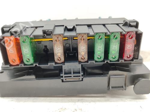 Fuse box CITROËN C5 I (DC_) 2.0 HDi (DCRHZB, DCRHZE) | BP27371651E1 