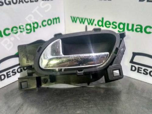 Used Front left interior door handle PEUGEOT 407 (6D_) 1.6 HDi 110 (6D9HZC, 6D9HYC) (109 hp) 7140371