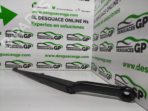 Front windshield wiper arm BMW 3 Touring (E46) 320 d | BP7235481C143 