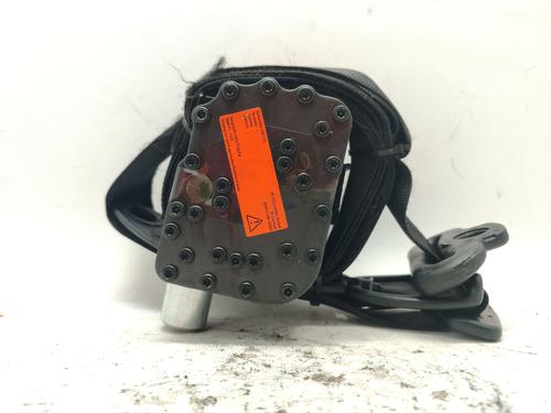 Cinto de segurança frente esquerdo MERCEDES-BENZ C-CLASS Coupe (CL203) C 180 Kompressor (203.746) | BP30822996I26