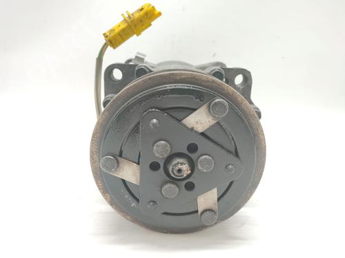Used AC compressor AC compressor PEUGEOT 607 (9D, 9U) 2.2 HDi (133 hp) 34240668 34240668