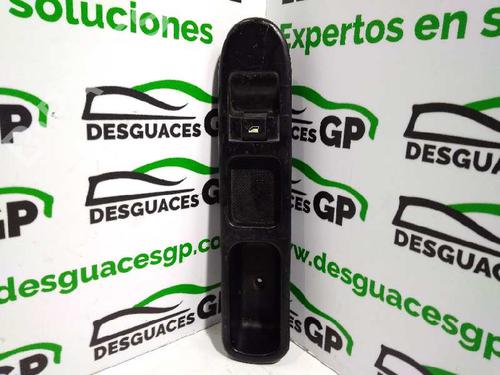 Used Right front window switch PEUGEOT 307 Break (3E) 2.0 HDI 90 (90 hp) 7143487